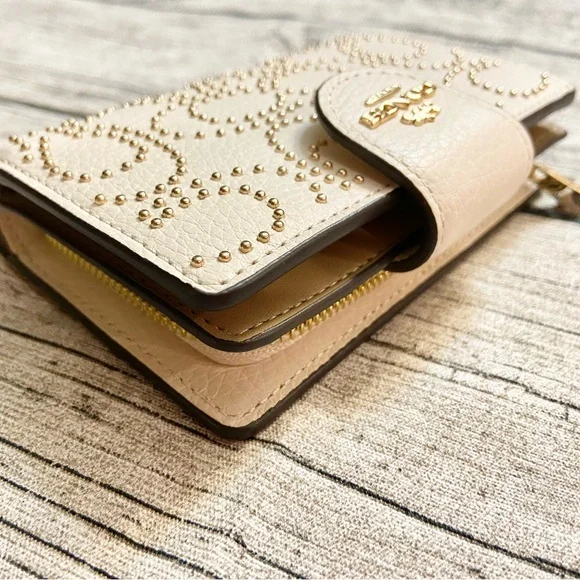 NWT! Coach authentic leather zip wallet with C golden rhinestones + Gift wrap! - Picture 5 of 15